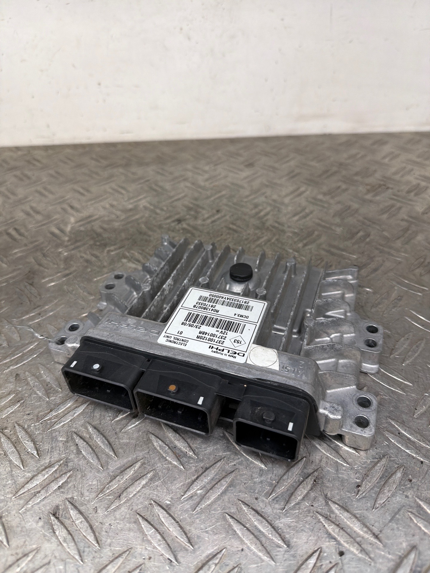 Calculateur RENAULT MEGANE 3 PHASE 1 – 237100120R