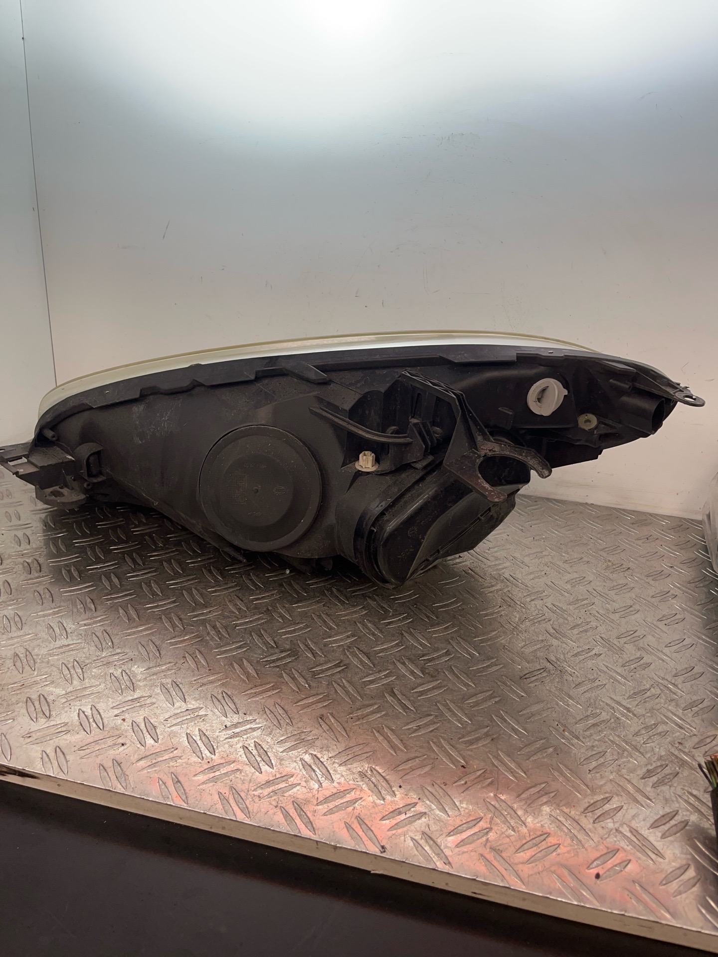 Optique avant principal droit (feux)(phare) CITROEN C4 PICASSO 1 – 16298400