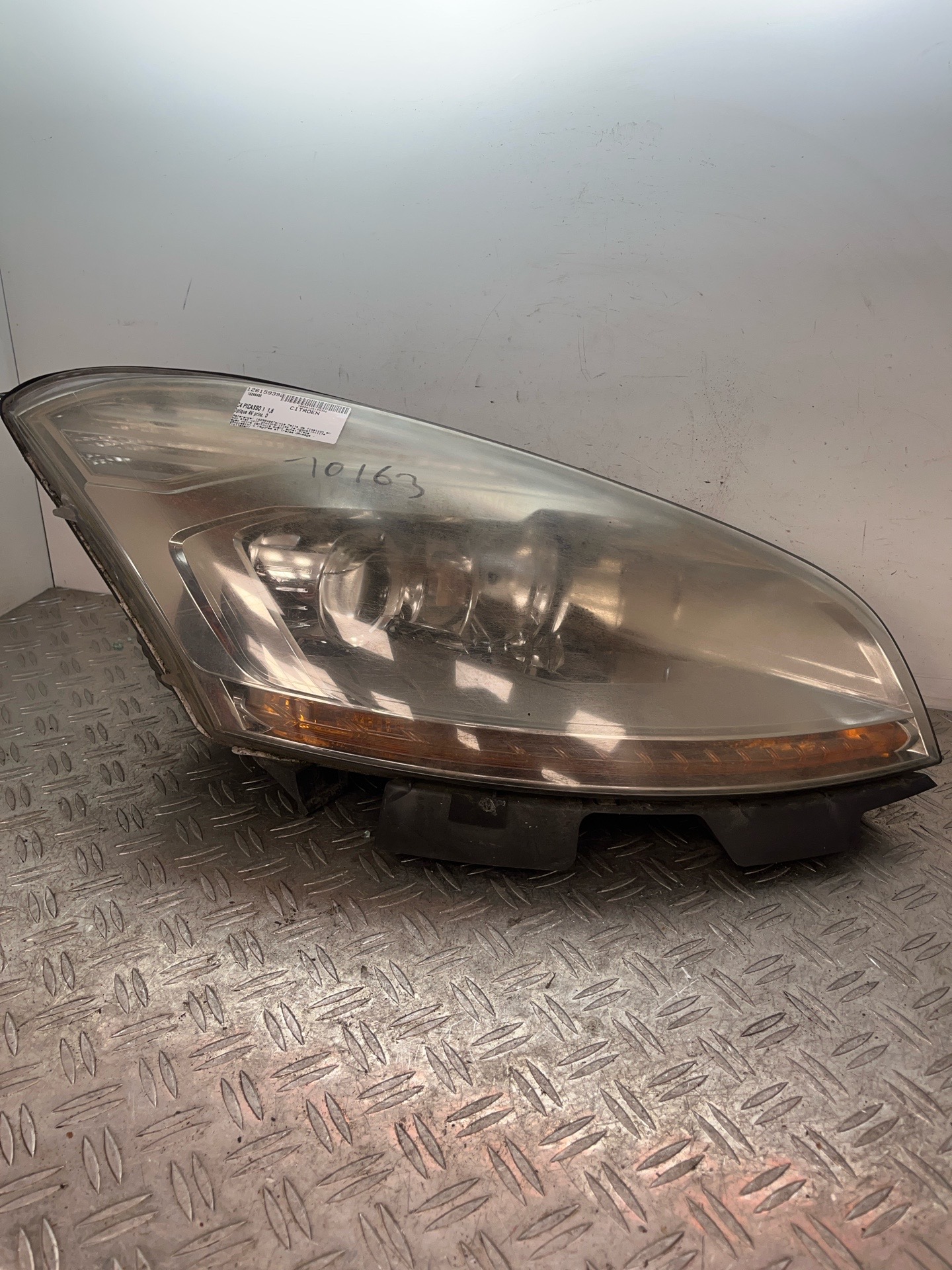 Optique avant principal droit (feux)(phare) CITROEN C4 PICASSO 1 – 16298400