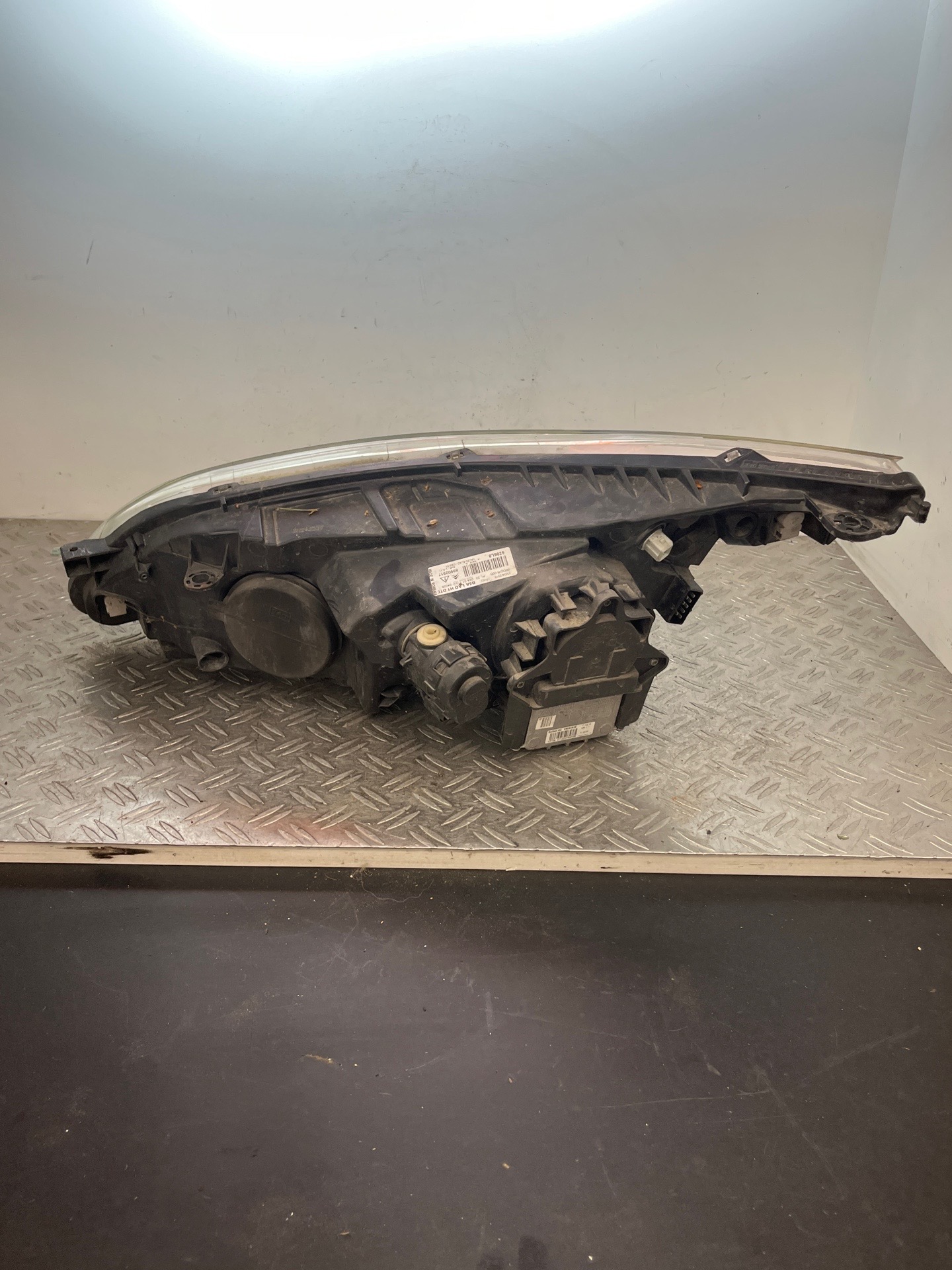 Optique avant principal droit (feux)(phare) CITROEN C4 1 PHASE 1 – 00006206L8