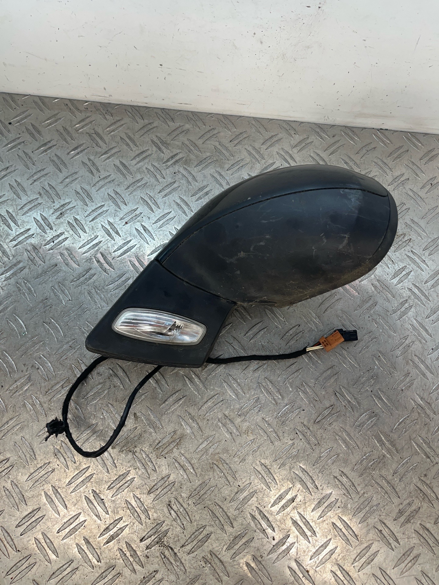 Retroviseur gauche PEUGEOT 207 PHASE 1 – 96806498XT