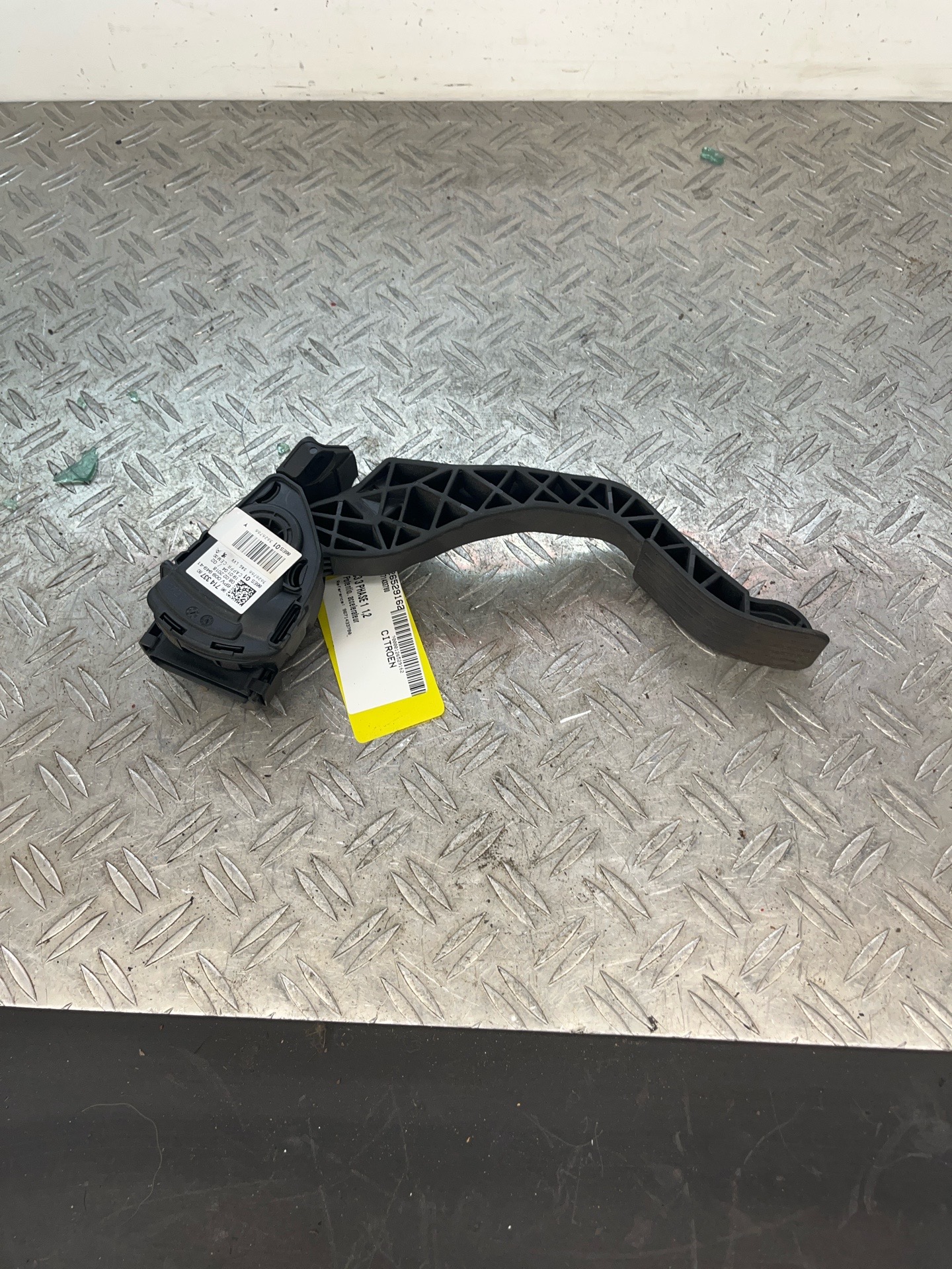 Potentiometre de pedale de gaz d&rsquo;accelerateur CITROEN C3 3 PHASE 1 – 9671433780