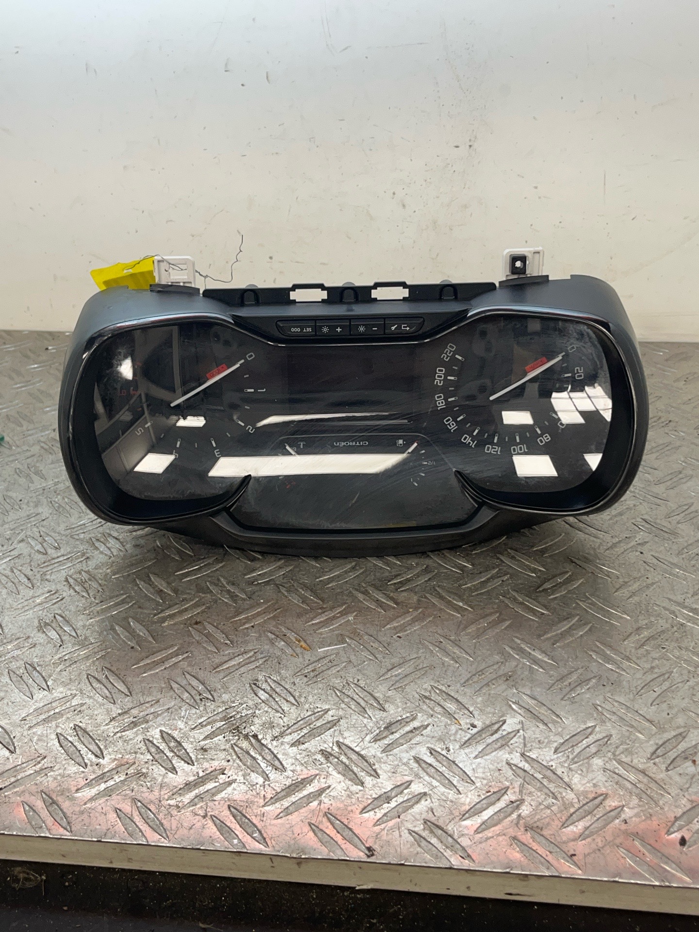 Compteur CITROEN C3 3 PHASE 1 – 9813361380