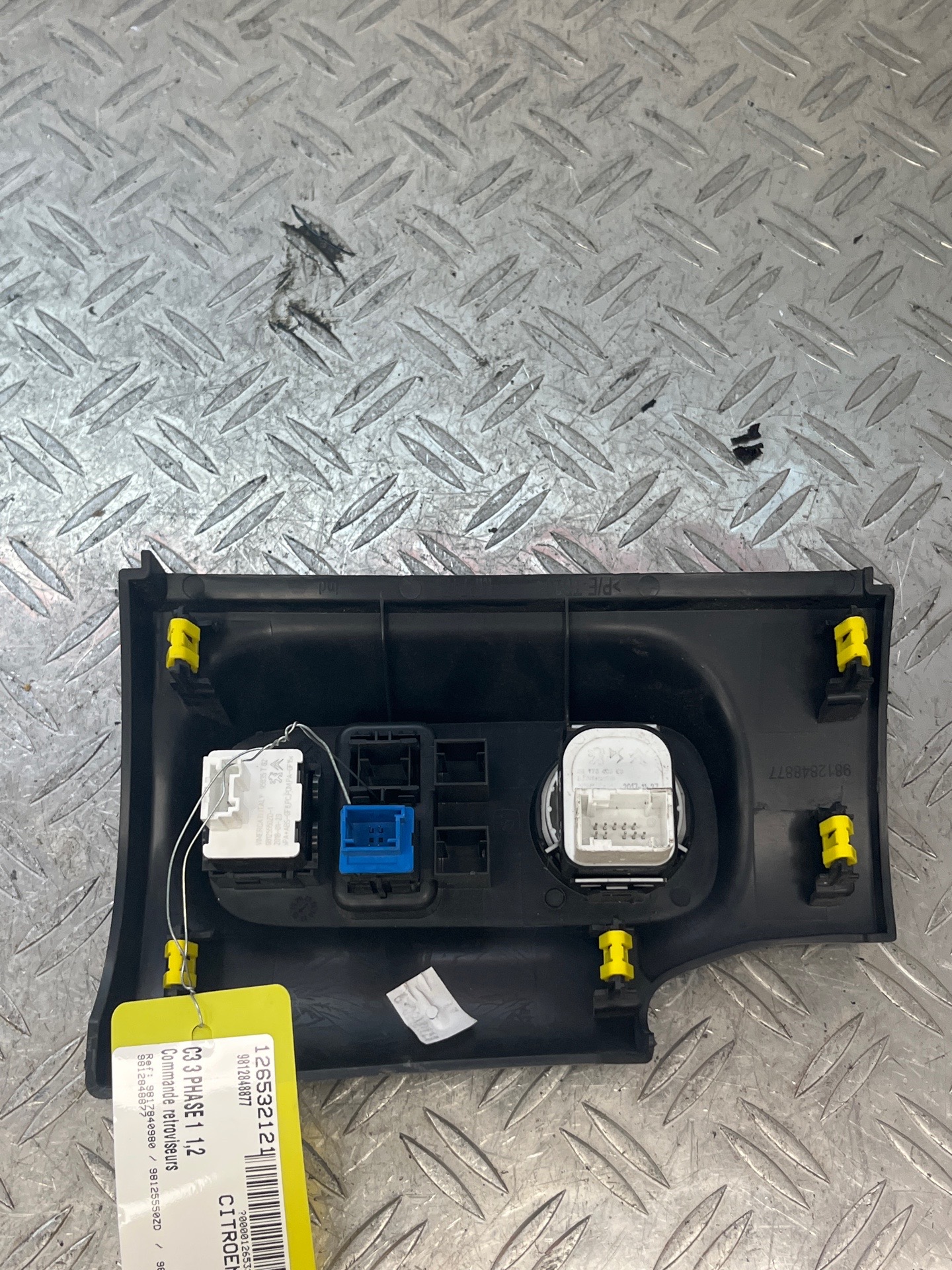 Commande retroviseurs CITROEN C3 3 PHASE 1 – 9812848877