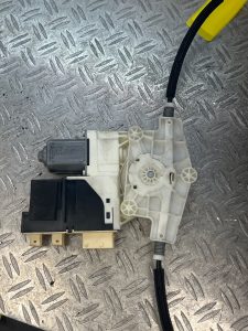 Leve vitre electrique avant droit CITROEN C4 1 PHASE 1 – XXx