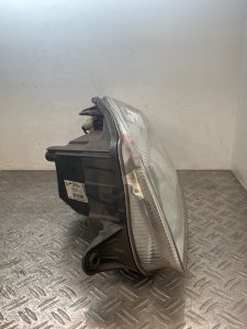 Optique avant principal gauche (feux)(phare) SKODA FABIA 2 PHASE 1 – 5J1941017
