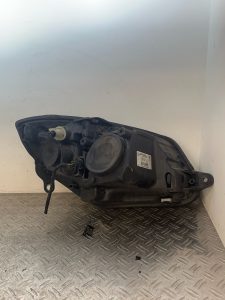 Optique avant principal gauche (feux)(phare) SKODA FABIA 2 PHASE 1 – 5J1941017