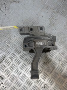 Support moteur VOLKSWAGEN POLO 6 PHASE 1 – 2Q0199262K