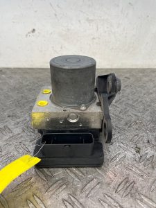 Bloc ABS (freins anti-blocage) VOLKSWAGEN POLO 6 PHASE 1 – 2Q0614517