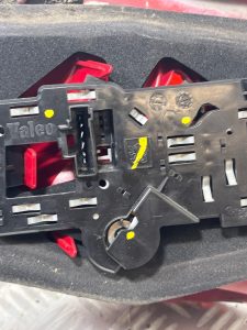 Feu arriere principal gauche (feux) PEUGEOT 307 PHASE 1 – XXXX