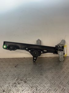 Leve vitre electrique avant droit NISSAN PULSAR – 807003ZL0