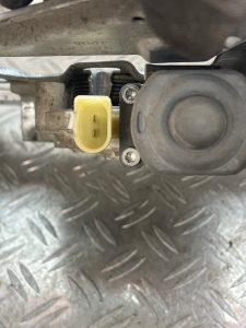 Leve vitre electrique avant gauche MERCEDES SPRINTER – A9067200046