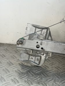 Leve vitre electrique avant gauche MERCEDES SPRINTER – A9067200046