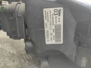 Optique avant principal gauche (feux)(phare) PEUGEOT 107 PHASE 1 – 811500H030