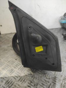 Retroviseur gauche PEUGEOT 107 PHASE 1 – 879400H010