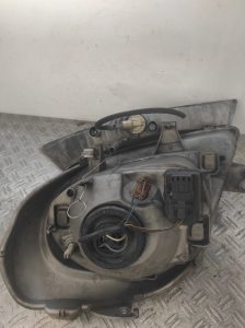 Optique avant principal droit (feux)(phare) RENAULT TRAFIC 2 PHASE 1 – 7700311372