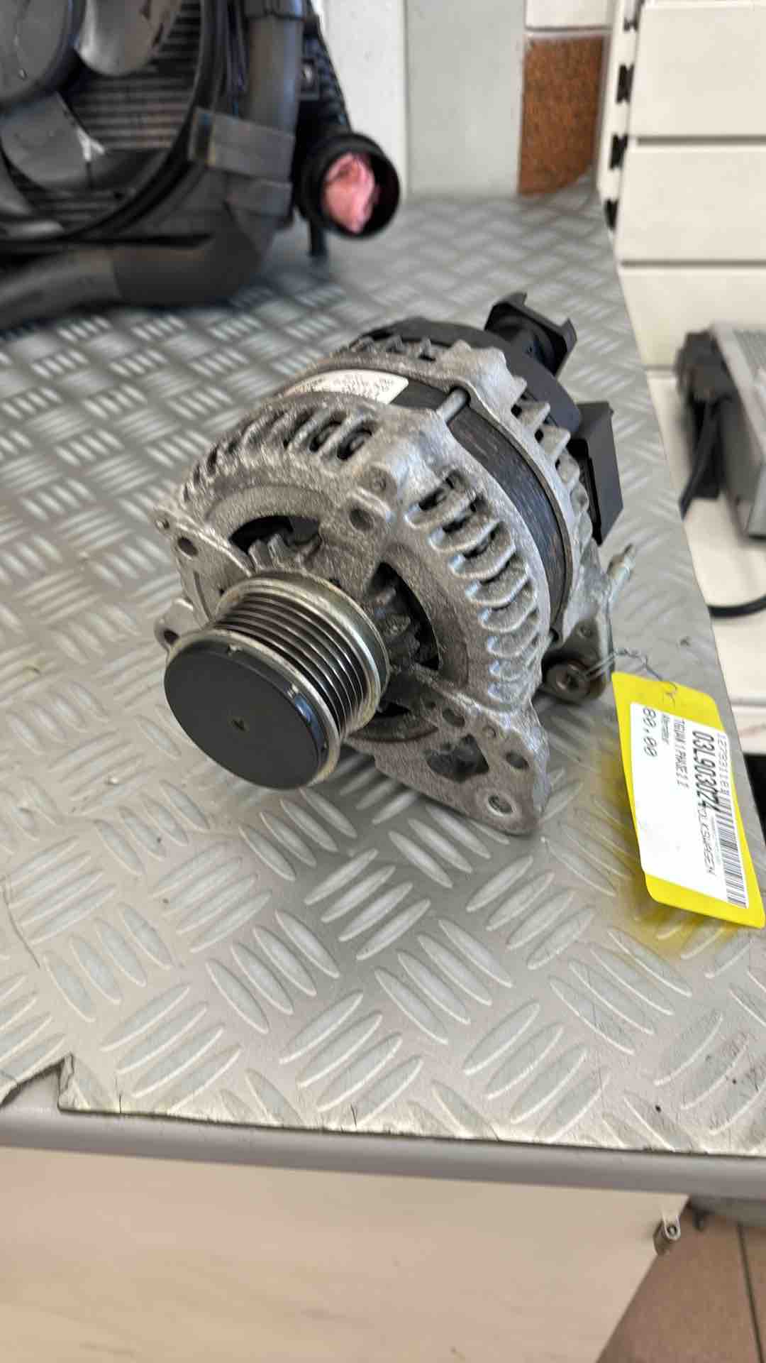 Alternateur VOLKSWAGEN TIGUAN 1 PHASE 2 – 03L903024
