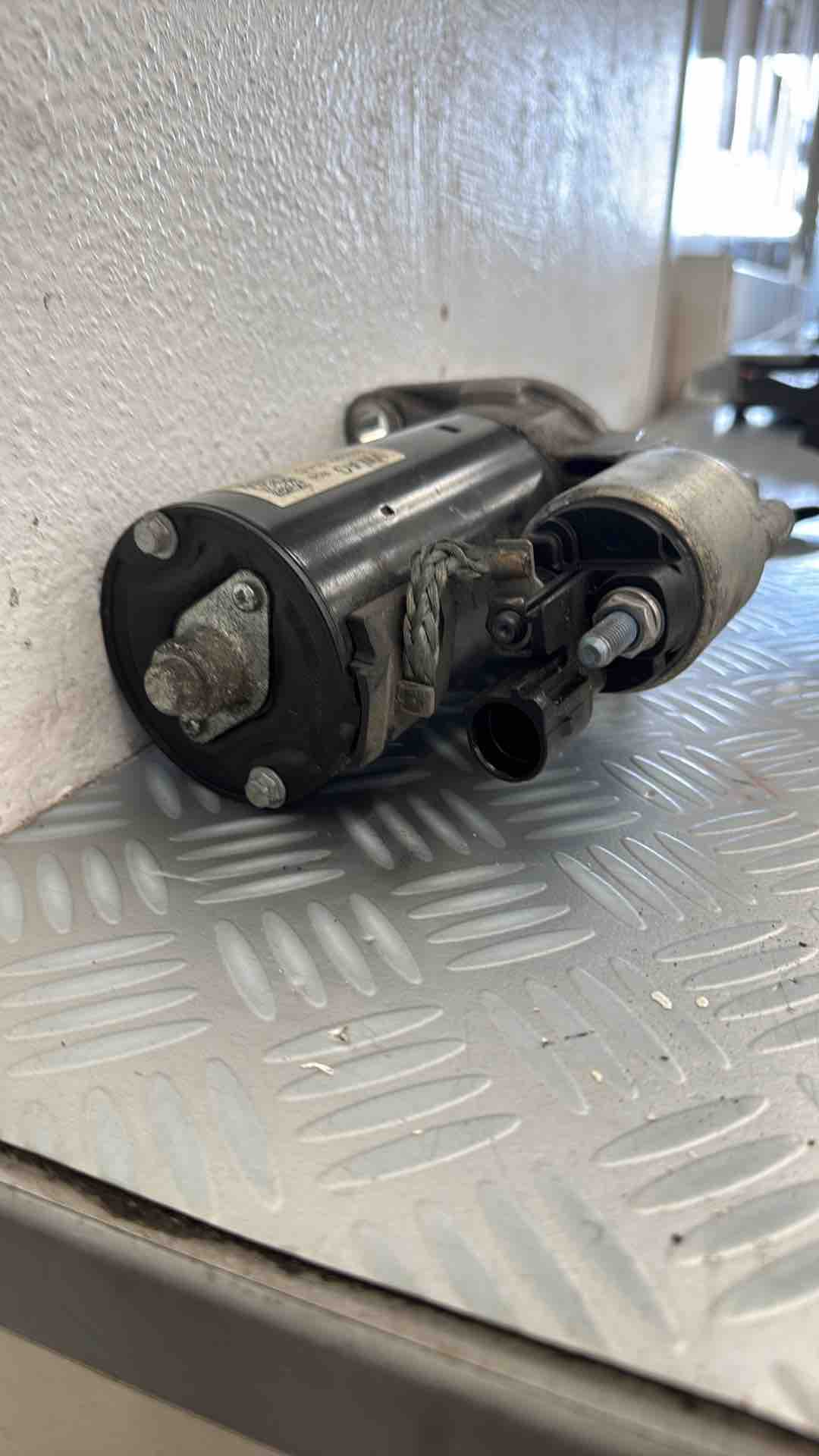 Demarreur VOLKSWAGEN TIGUAN 1 PHASE 2 – 02M911024C