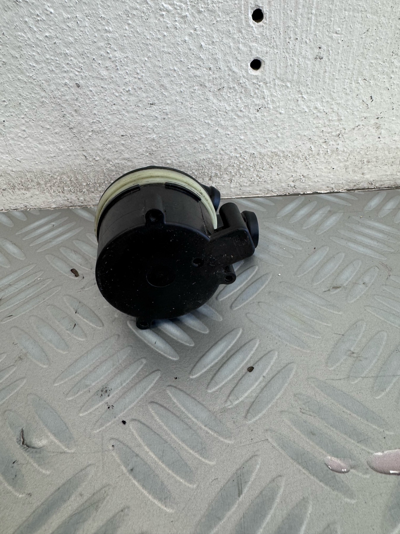 Pompe à eau VOLKSWAGEN TIGUAN 1 PHASE 2 – 5N0965561A