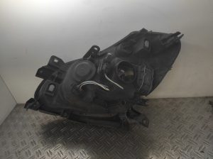 Optique avant principal droit (feux)(phare) RENAULT CLIO 3 PHASE 1 – 8200261612