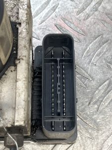 Bloc ABS (freins anti-blocage) CITROEN C3 2 PHASE 1 – 9666392580