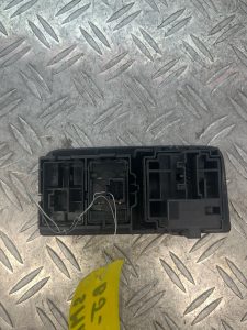 Commande de reglage hauteur de phare RENAULT MEGANE 3 PHASE 1 – 251900001R