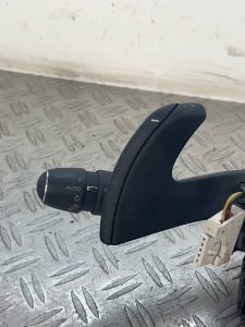 Com (Bloc Contacteur Tournant+Commodo Essuie Glace+Commodo Phare) CITROEN DS5 PHASE 1 – 98000242ZD