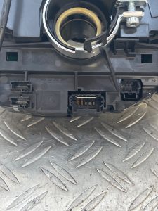 Com (Bloc Contacteur Tournant+Commodo Essuie Glace+Commodo Phare) CITROEN DS5 PHASE 1 – 98000242ZD