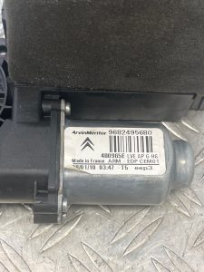 Moteur leve vitre avant gauche CITROEN C4 PICASSO 1 – 9682495680