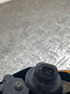 Optique avant principal droit (feux)(phare) RENAULT MODUS PHASE 1 – 8200301831