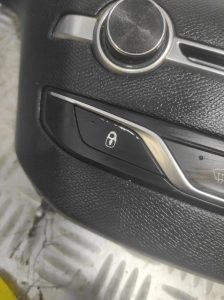 Autoradio d’origine PEUGEOT 308 2 SW PHASE 1 BREAK – 96777664ZD