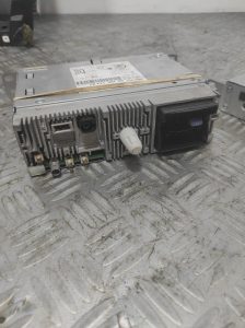 Autoradio d’origine PEUGEOT 308 2 SW PHASE 1 BREAK – 9805593680