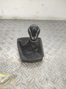 Pommeau de vitesses SEAT ARONA PHASE 1 – 6F0711113M