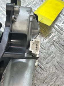 Moteur essuie glace arriere CITROEN DS5 PHASE 1 – 9680477480