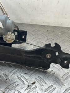 Leve vitre electrique avant droit CITROEN DS5 PHASE 1 – 9804388180