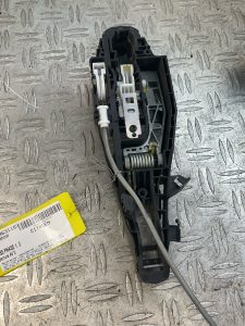Serrure avant droit CITROEN DS5 PHASE 1 – 9686919180