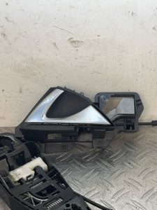 Serrure arriere droit CITROEN DS5 PHASE 1 – 9686919180