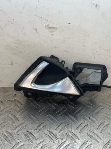 Serrure arriere droit CITROEN DS5 PHASE 1 – 9686919180