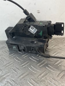 Serrure arriere droit CITROEN DS5 PHASE 1 – 9686919180