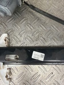 Leve vitre electrique arriere droit SEAT ARONA PHASE 1 – 6F0839462B