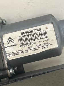 Moteur leve vitre avant droit CITROEN C4 GRAND PICASSO 1 – 9654087780