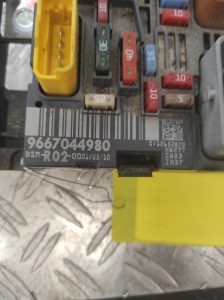 Boitier servitude moteur (BSM) CITROEN C4 PICASSO 1 – 9667044980