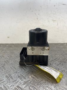 Bloc ABS (freins anti-blocage) OPEL ASTRA H TWINTOP CABRIOLET – 13213610