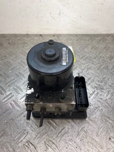 Bloc ABS (freins anti-blocage) OPEL ASTRA H TWINTOP CABRIOLET – 13213610