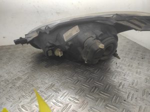 Optique avant principal droit (feux)(phare) TOYOTA AYGO 1 PHASE 1 – 811100H010