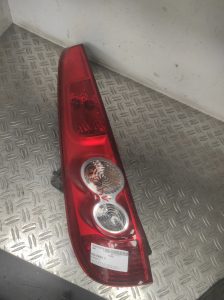 Feu arriere principal gauche (feux) FORD FIESTA 5 PHASE 2 – XXXXX