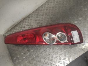 Feu arriere principal droit (feux) FORD FIESTA 5 PHASE 2 – XXXXX