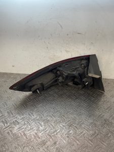 Feu arriere principal droit (feux) RENAULT MEGANE 3 PHASE 3 BREAK – 265500010R
