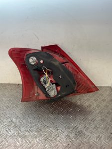 Feu arriere principal droit (feux) TOYOTA YARIS 2 PHASE 2 – XXXX