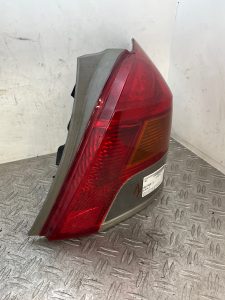 Feu arriere principal droit (feux) TOYOTA YARIS 2 PHASE 1 – XXXX